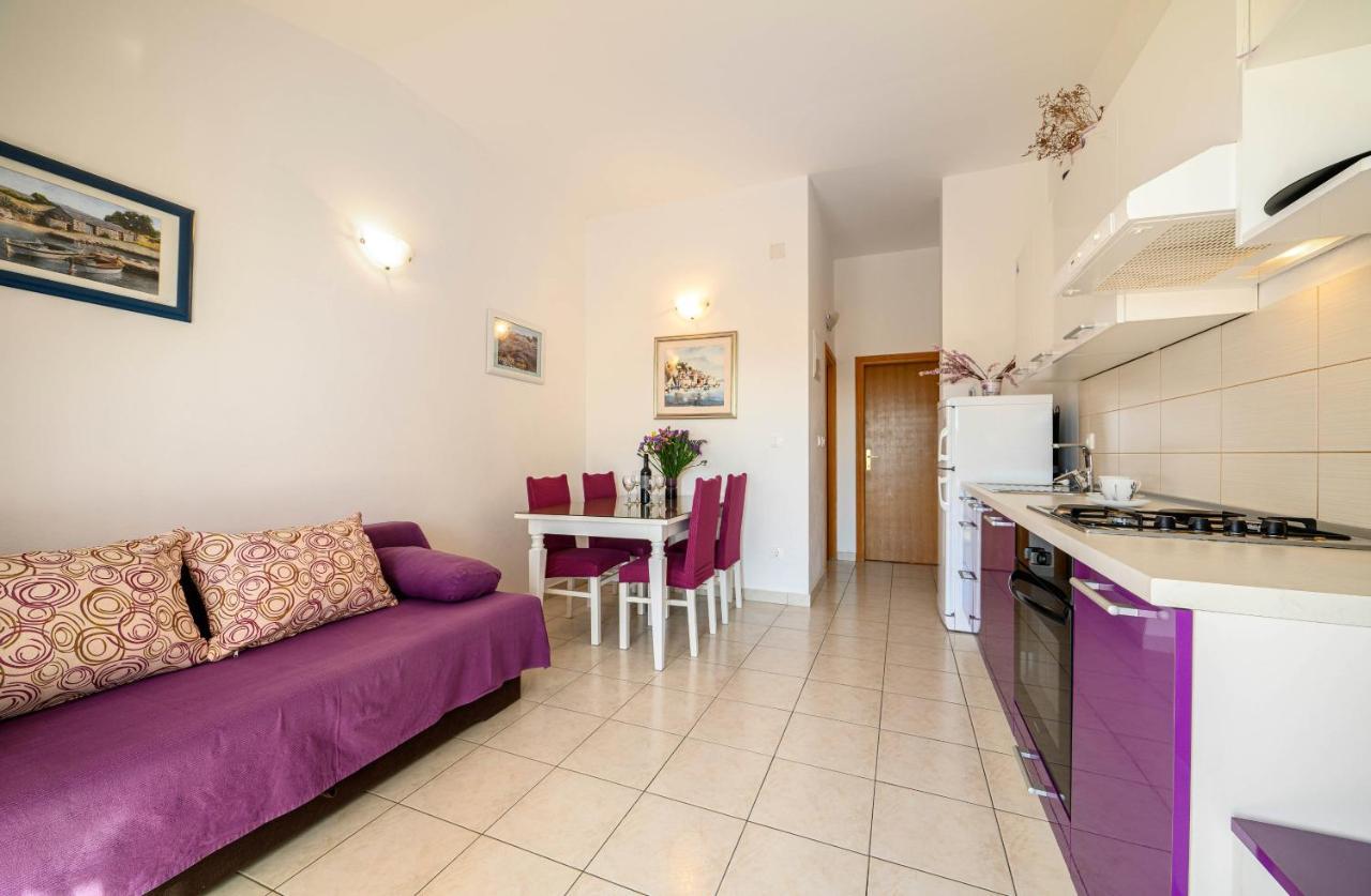 Apartments Vala Zaboric - With Boat Mooring Εξωτερικό φωτογραφία